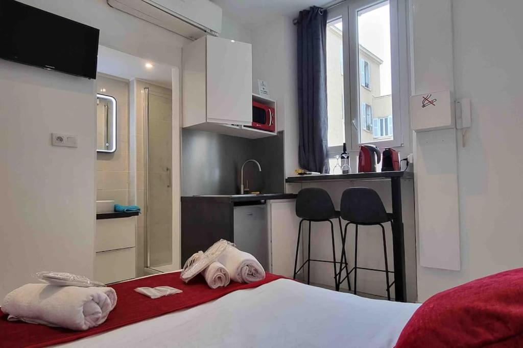 קאן Sweet Home Marceau 6 Studios Hyper Centre Proche De La Mer Et Du Palais מראה חיצוני תמונה