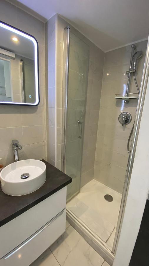 קאן Sweet Home Marceau 6 Studios Hyper Centre Proche De La Mer Et Du Palais מראה חיצוני תמונה