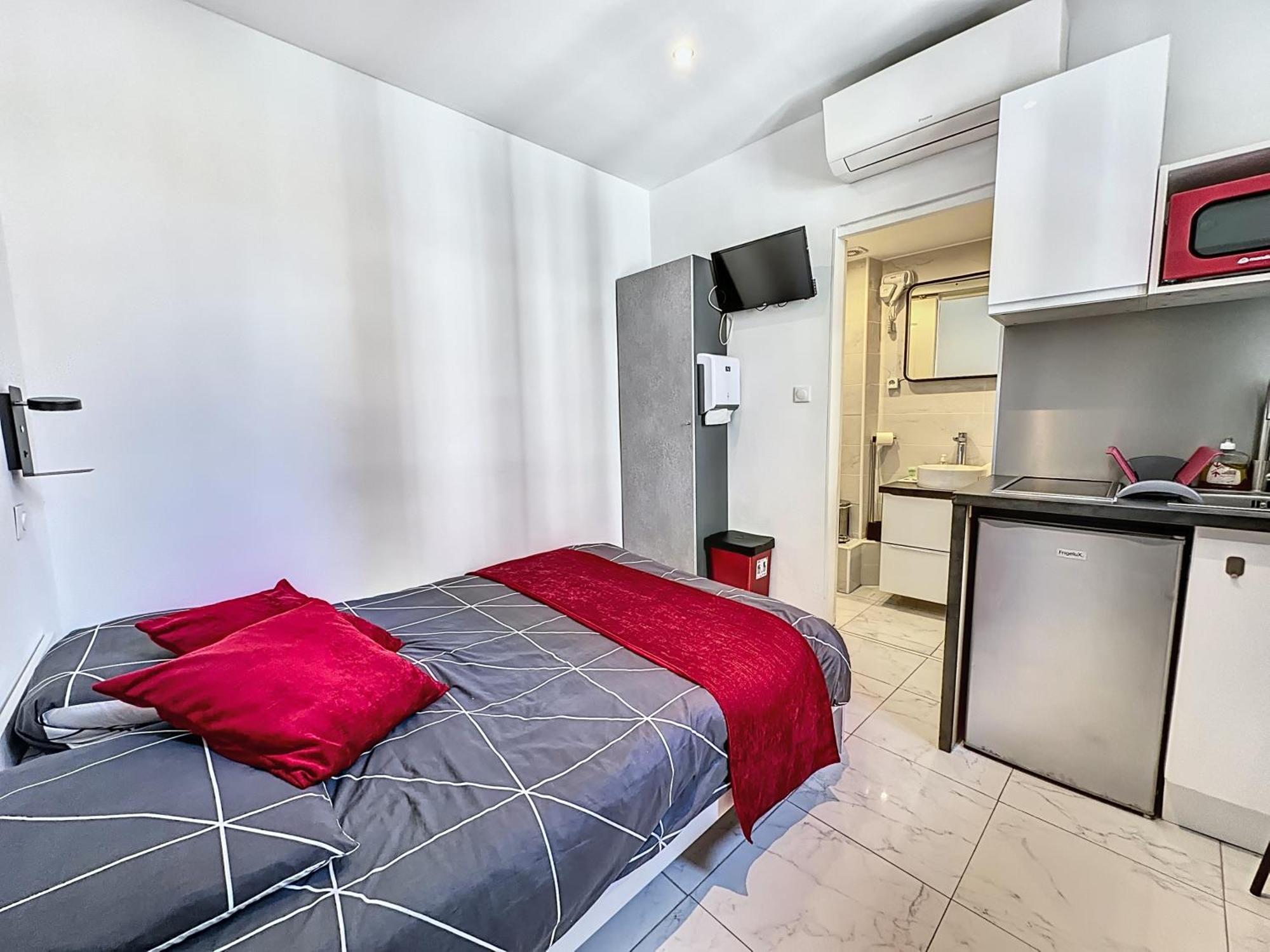 קאן Sweet Home Marceau 6 Studios Hyper Centre Proche De La Mer Et Du Palais מראה חיצוני תמונה